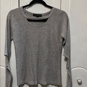 Derek Heart Gray Ribbed Sweater cut out neck M